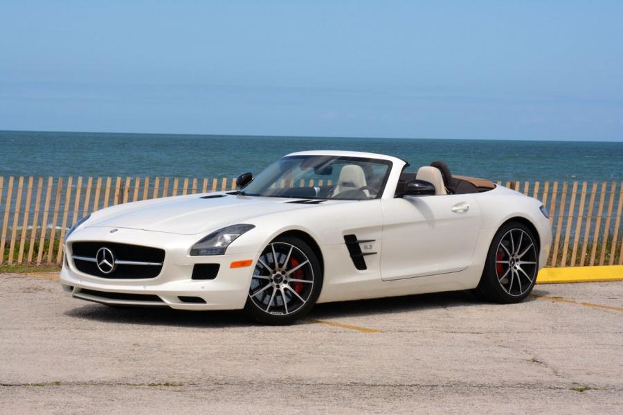  Mercedes-Benz SLS AMG GT Roadster 2013 года  (фото 37 из 37)